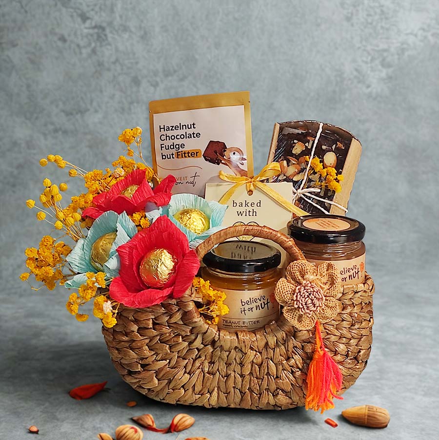 Diwali Gifts - Diwali Gift Basket Luxe